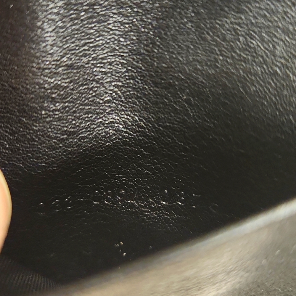 Authentic Gucci 6 Key Black Leather Case - Picture 10 of 11